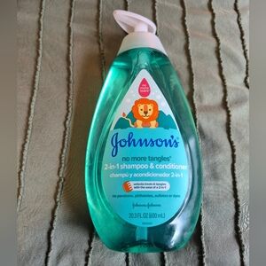 Johnson's No More Tangles 2-in-1 Shampoo & Conditioner
